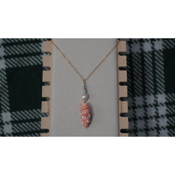 Miter Necklace - Picture 1 of 7